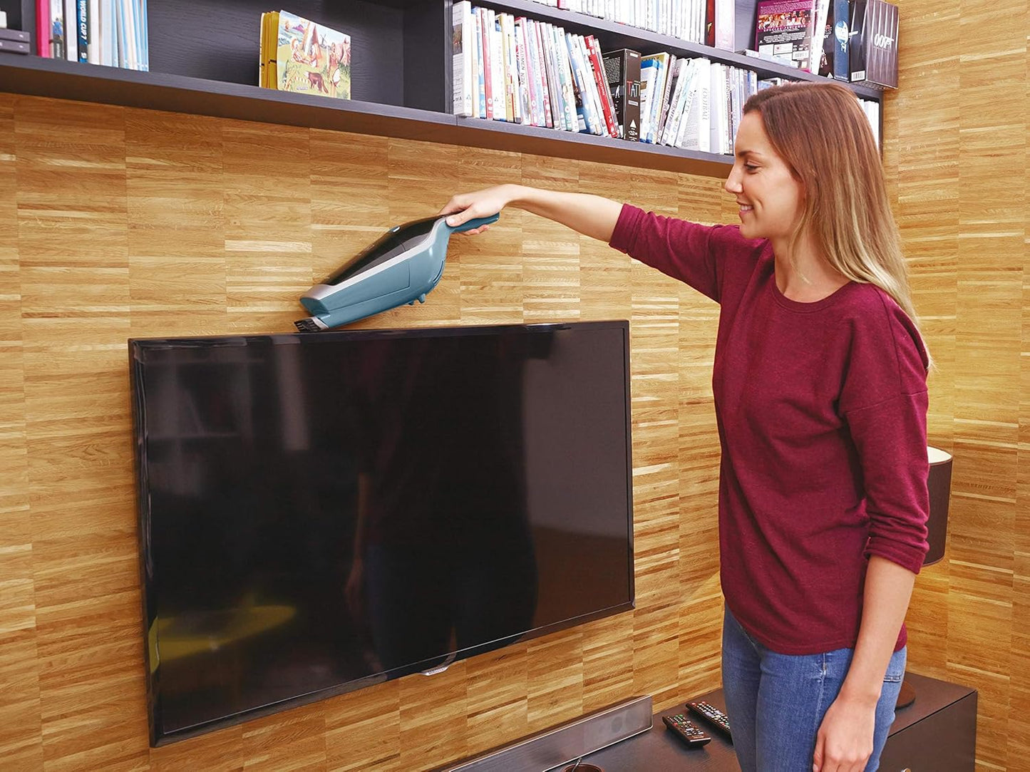 Black & Decker SVA420B-B5 14.4V 28.8Wh Cordless Stick Vacuum Cleaner, 2Ah Lithium-Ion Battery 2in1 Floor