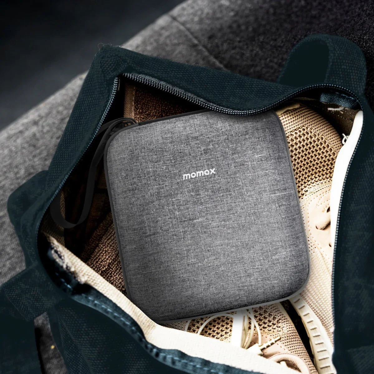 Momax 1° Airo 2-in-1 Portable Powerful Vacuum Cleaner and Dust Blower