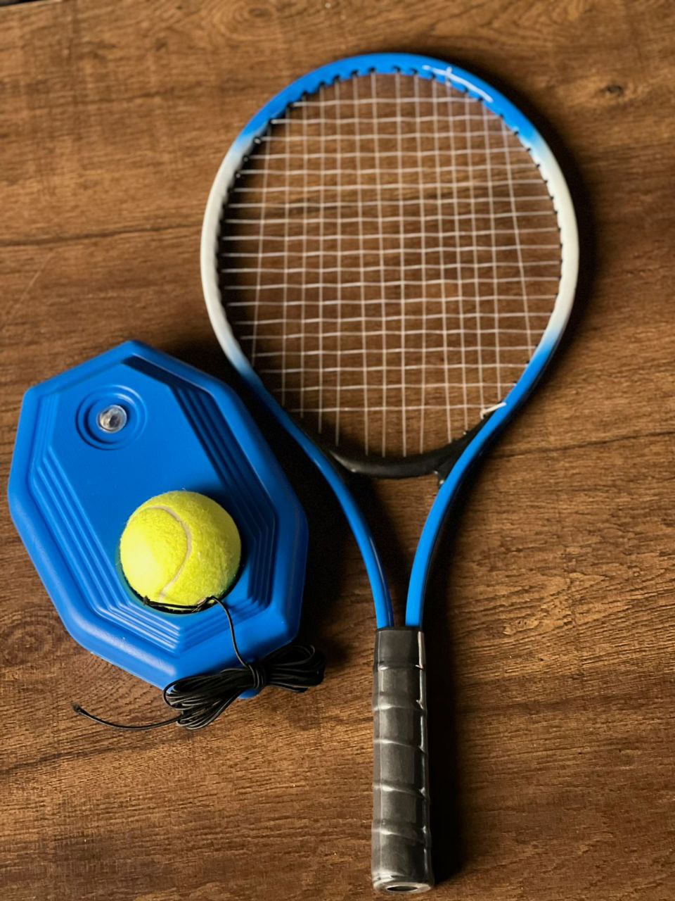 مدرب التنس الفردي مع قاعدة ارتداد وكرات إضافية - للتدريب المنزلي وتحسين المهارات